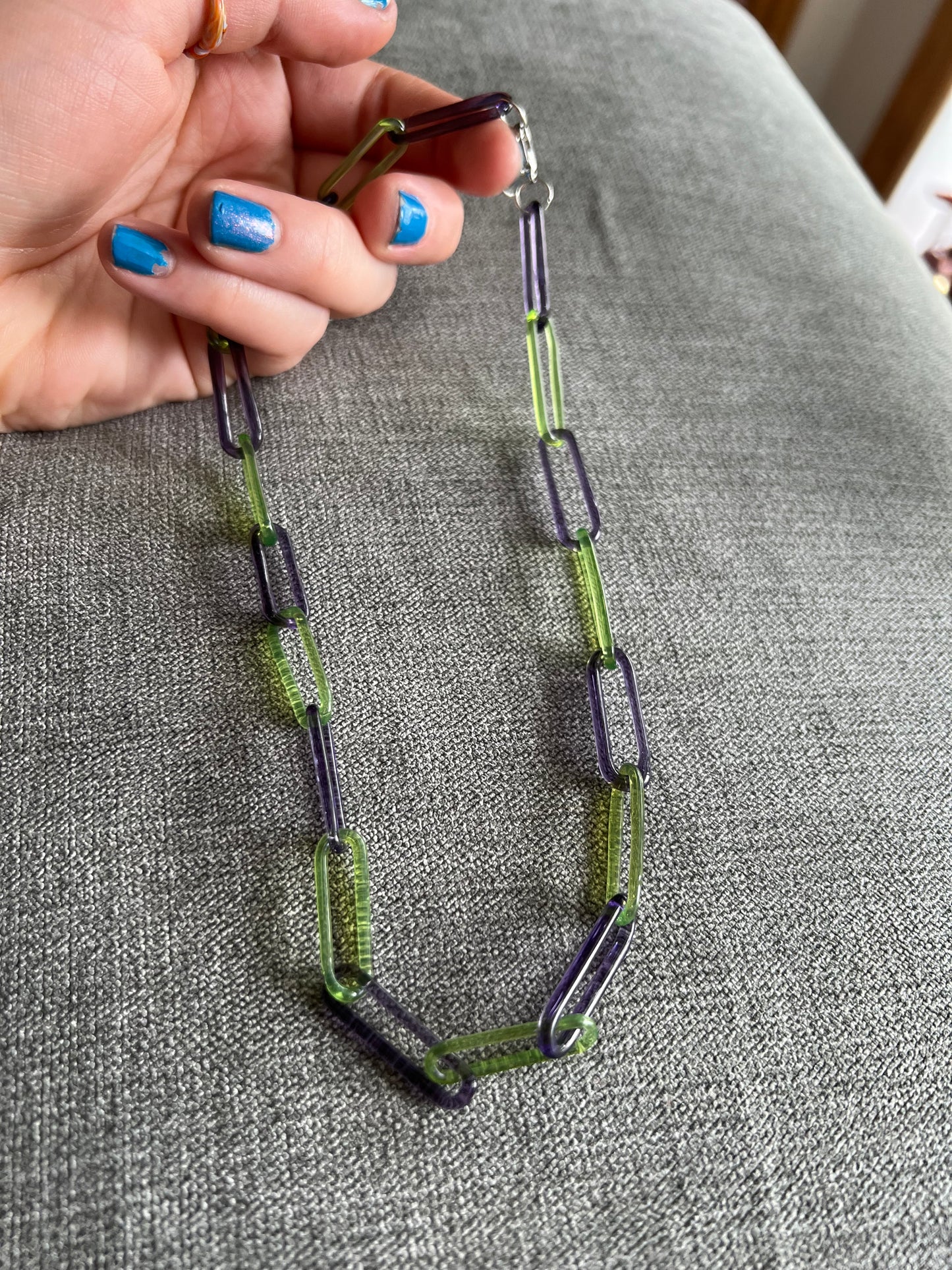 Glass chain necklace