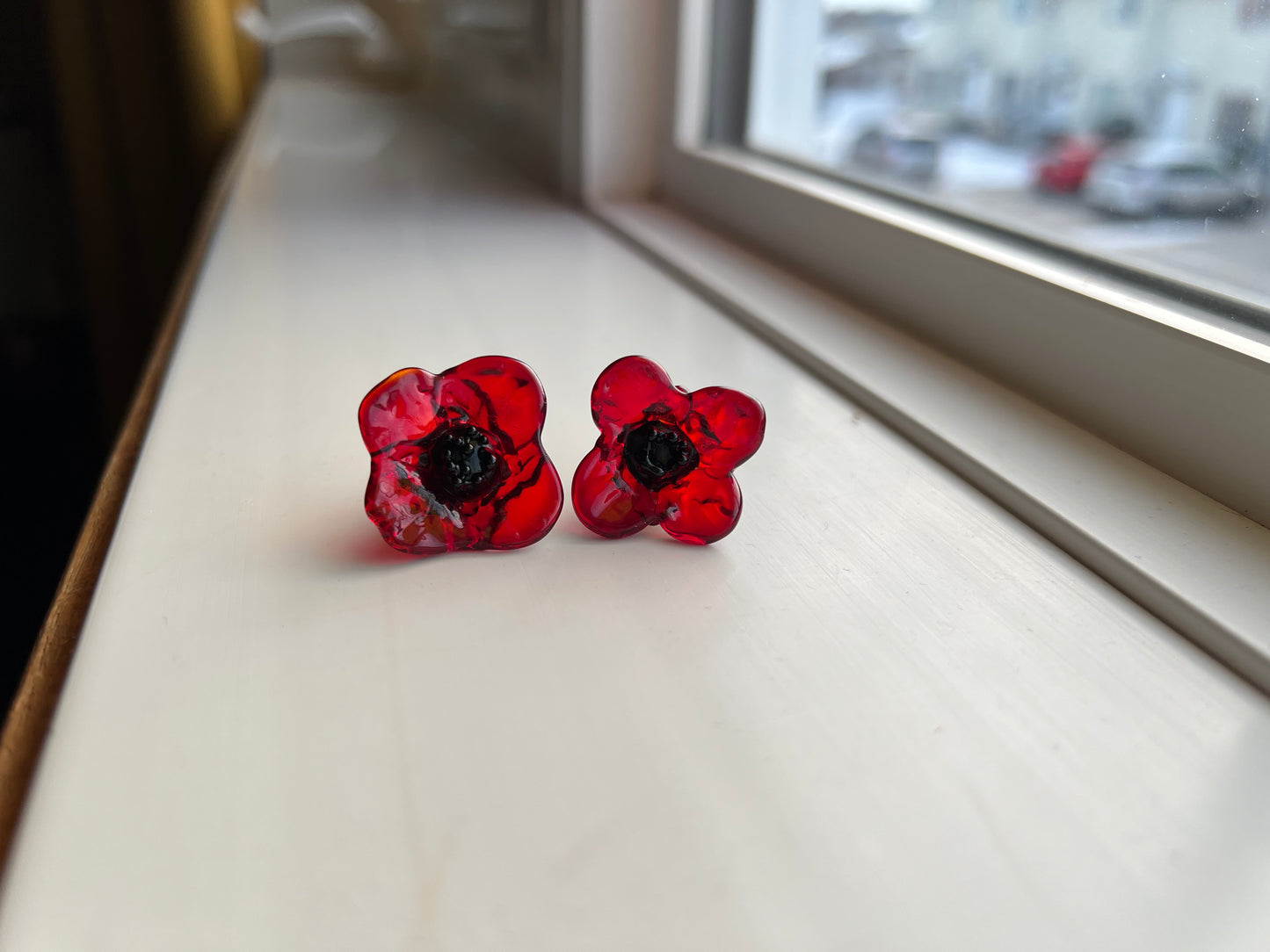 Poppy pin