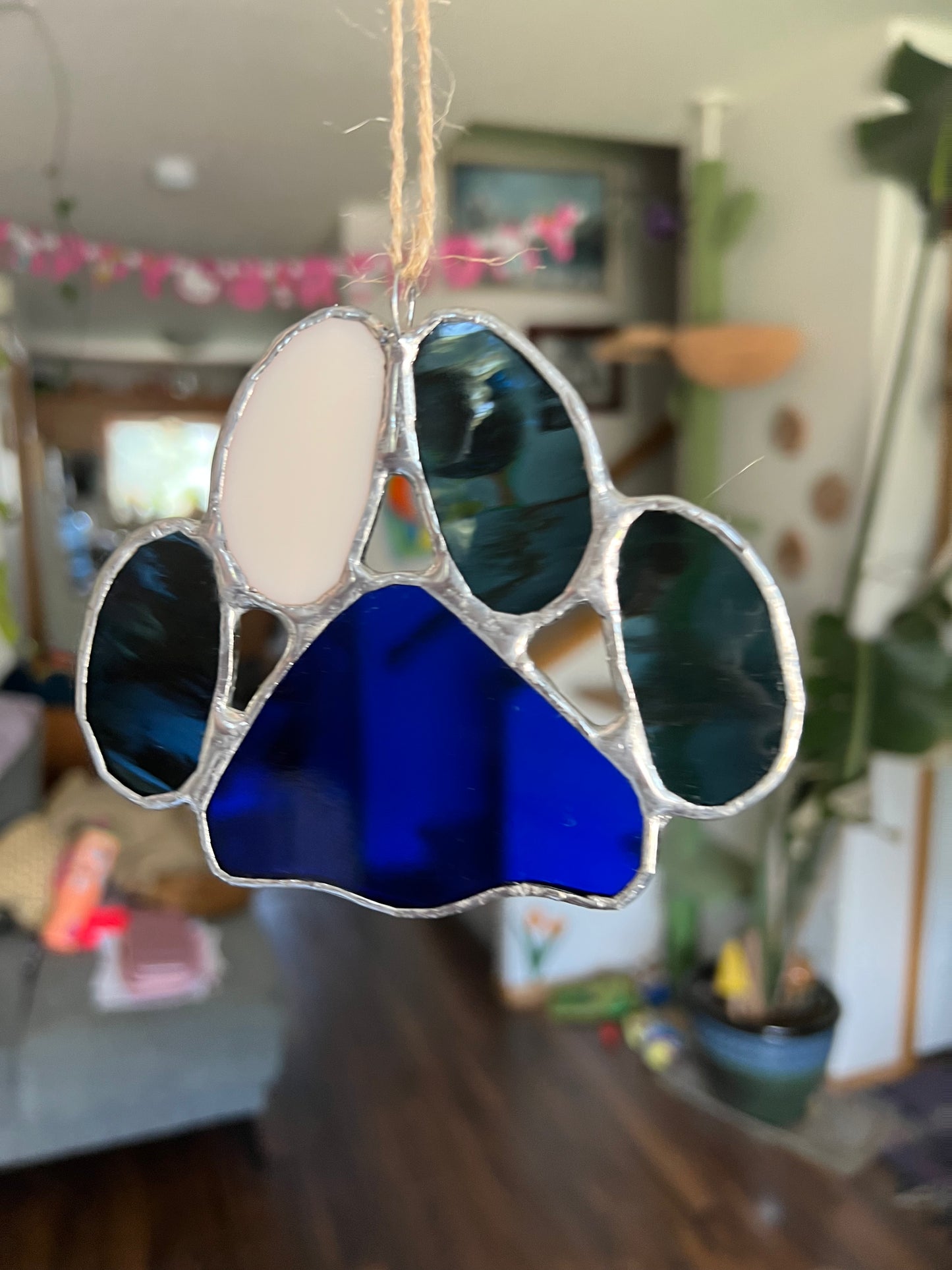 Larger Paw Print